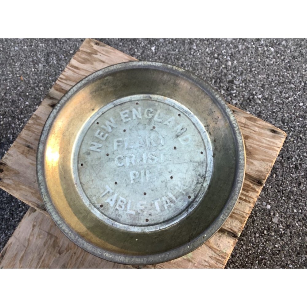 Vintage New England Flaky Pie Tin